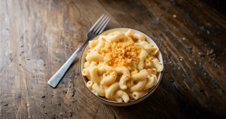 Creamy White Cheddar Mac and Cheese
