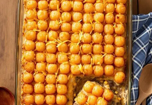 Cozy Minnesota Tater Tot Hotdish Recipe – Pure Comfort